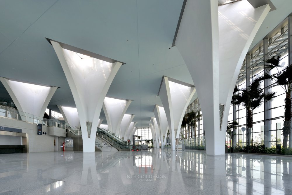 台湾彰化高铁站 Changhua Station THSR / Kris Yao_03_Changhua_Station-Interior_Photography_Jeffrey_Cheng.jpg