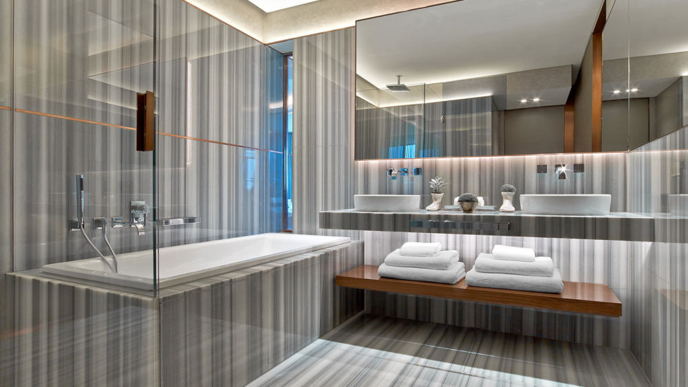 伊斯坦布尔瑞吉酒店(官方摄影) The St. Regis Istanbul_guest-bathroom-hd.jpg