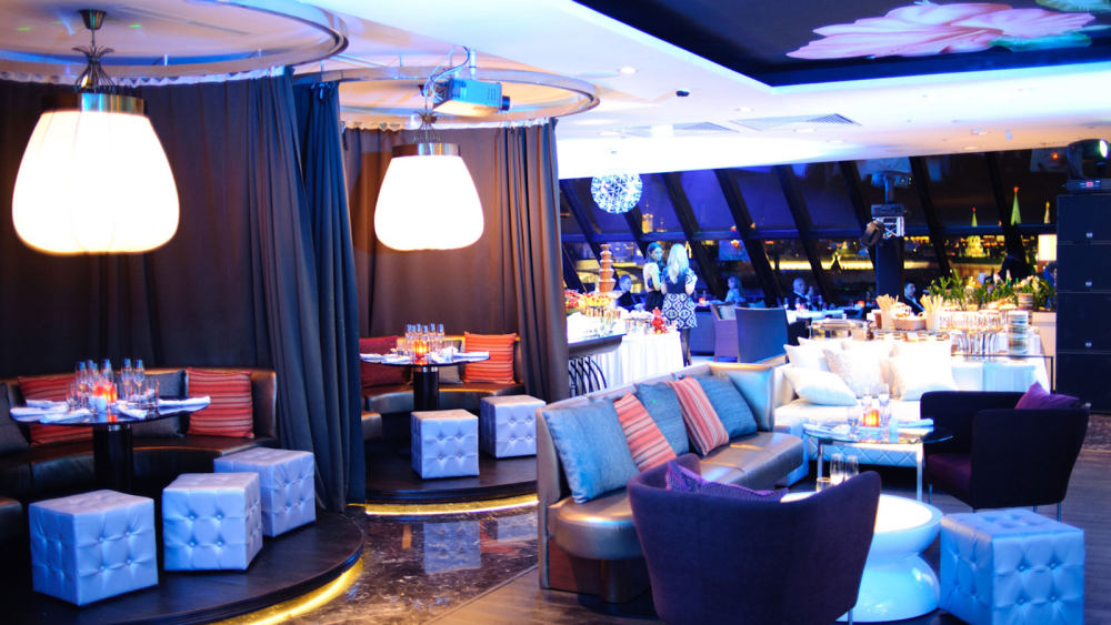 莫斯科尼克尔斯卡亚瑞吉酒店 The St. Regis Moscow Nikolskaya_St.Regis-moscow-rooftop-bar.jpg