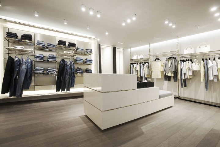 国外专卖店图片_LIU-JO-Flagship-Store-by-Christopher-Goldman-Ward-Knokke-Belgium-03.jpg