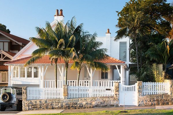 悉尼 Bungalow 住宅改造项目_ian-moore-architects-howe-allan-house-sydney-designboom-13.jpg