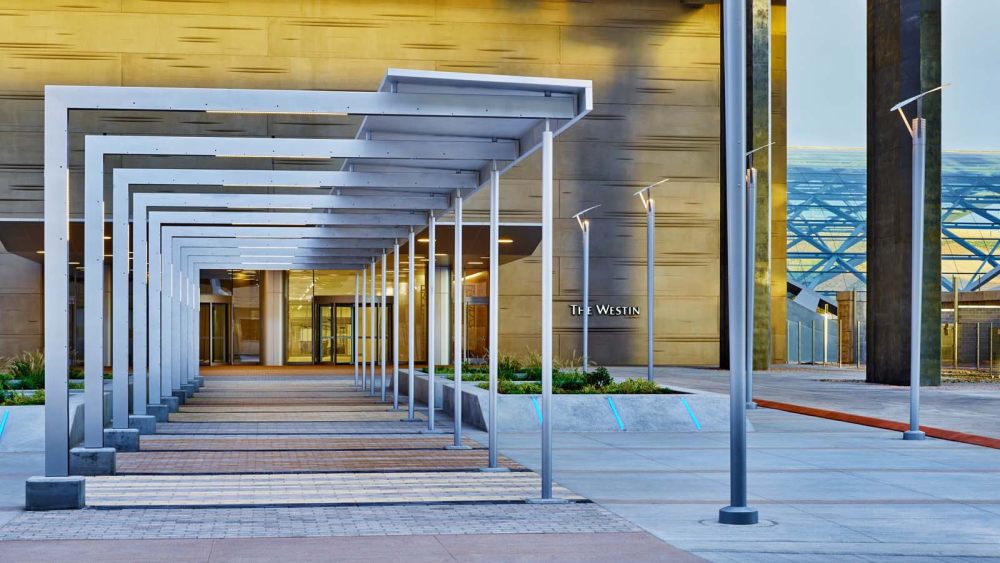 丹佛机场威斯汀酒店 The Westin Denver International Airport_The-Westin-Denver-International-Airport---Porte-Cochere.jpg