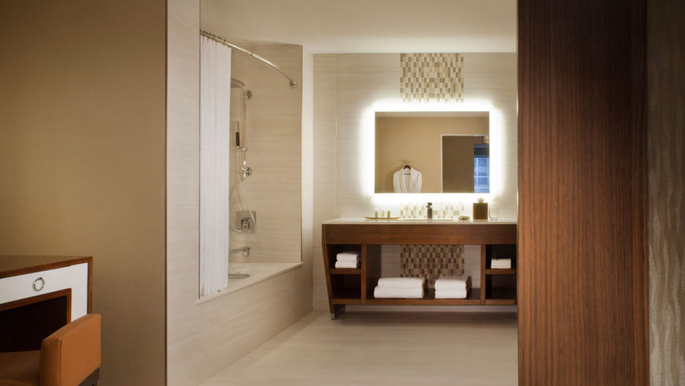 达拉斯威斯汀酒店 The Westin Dallas Downtown_Bathroom.jpg