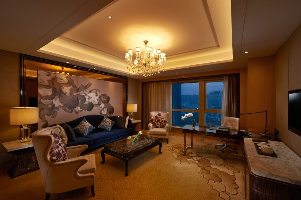 郑州希尔顿酒店 Hilton Zhengzhou_KingSuite_HR.jpg