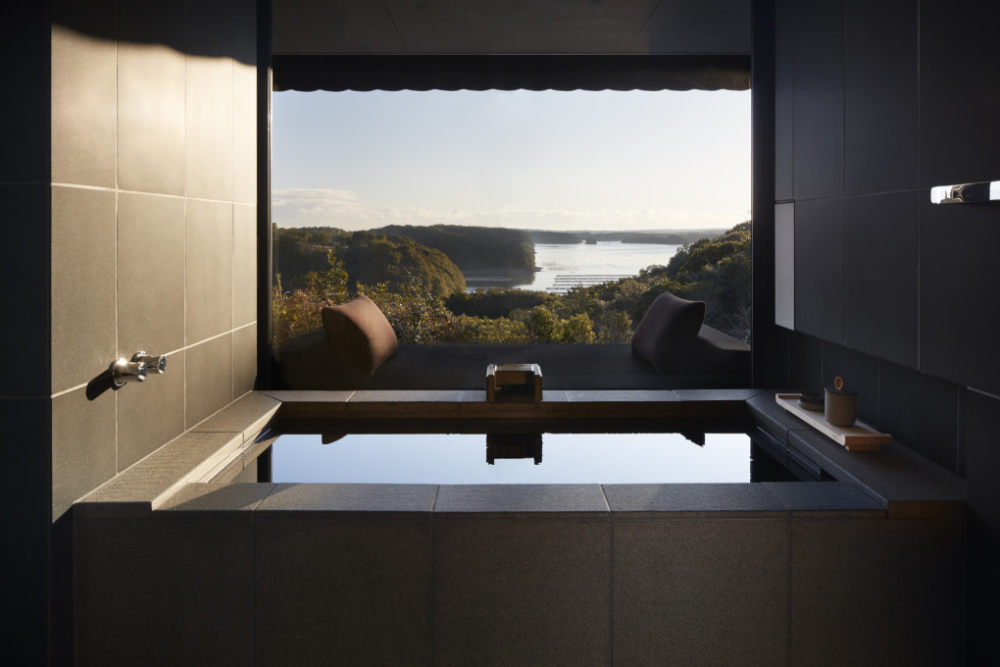 Kerry Hill - 安缦伊沐 Amanemu_RS2995_Amanemu-Suite-onsen-lpr-1020x680.jpg