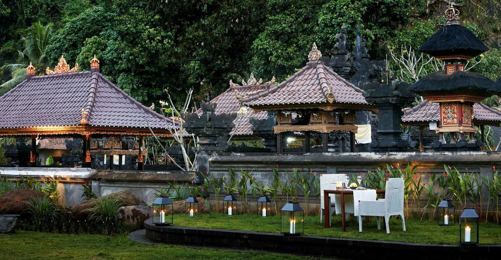 巴厘岛乌布丽思卡尔顿酒店 Mandapa Ritz Carlton Ubud Bali_Dining Beyond by Mandapa Temple 1.jpg