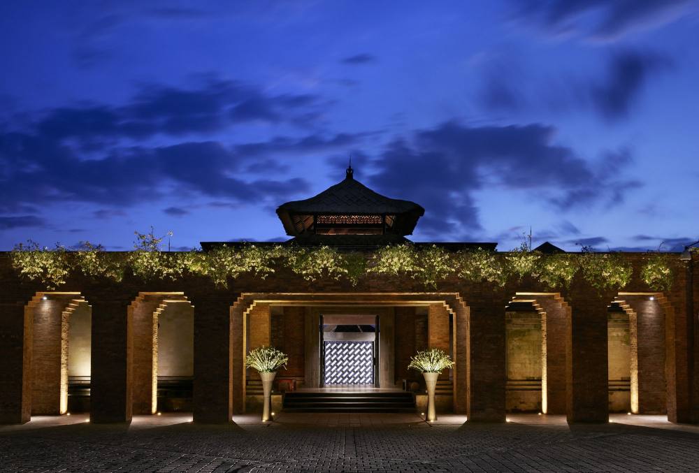 巴厘岛乌布丽思卡尔顿酒店 Mandapa Ritz Carlton Ubud Bali_Welcome courtyard.jpg