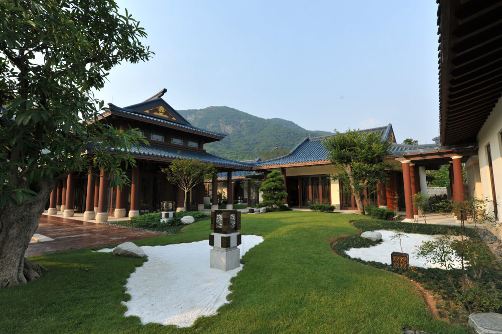 广州从都酒店 Imperial Springs_73428836-H1-Landscape_of_Villa_B.jpg