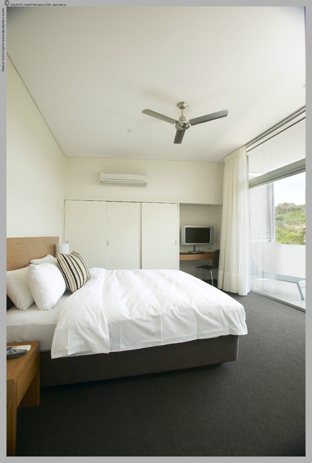 澳大利亚斯密斯海灘度假酒店 Smiths Beach Resort_27997103-H1-Villas Mater bedroom.JPG