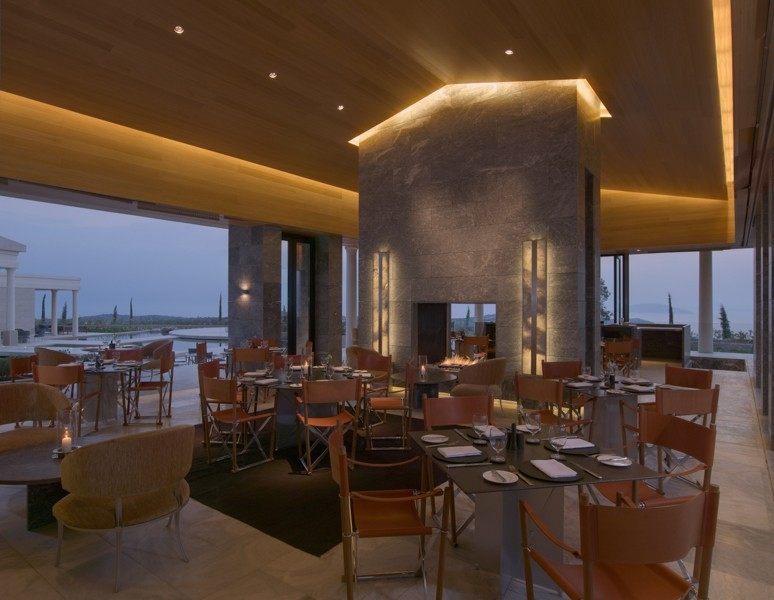 Ed Tuttle-希腊安缦卓熠(官方攝影) AMANZOE_6_zoe_restaurant_1400x600.jpg