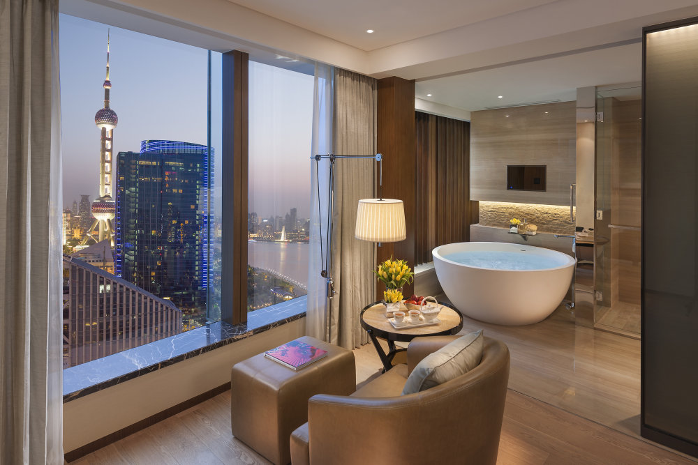 上海浦东文华东方酒店(官方摄影) Mandarin Oriental Pudong Shanghai_shanghai-room-mandarin-river-bathroom.jpg