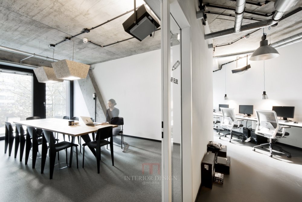 Project Collins – Hamburg Offices_project-collins-hamburg-office-design-13.jpg