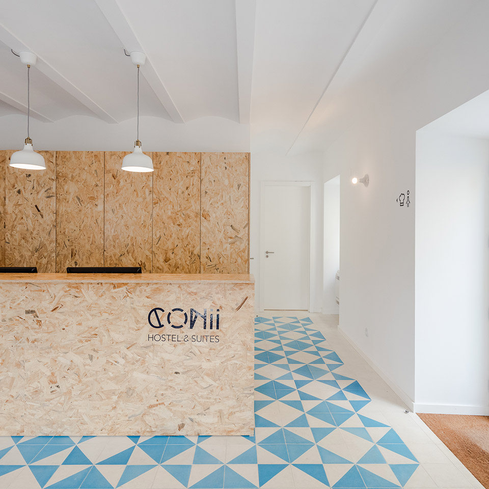 葡萄牙清新青旅_011-Hostel-CONII-by-Estudio-ODS.jpg