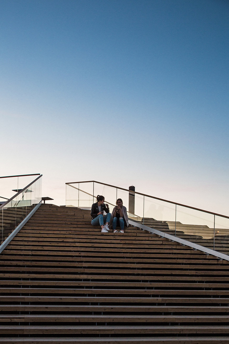 激活滨海区域，赫尔辛基海边桑拿房_013-Löyly-by-Avanto-Architects.jpg