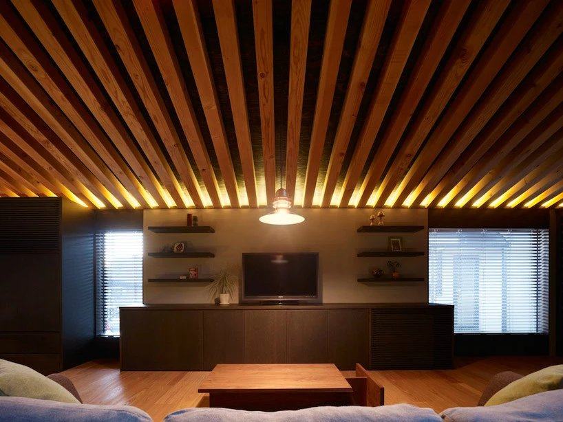 台湾温馨小木屋_psb (5).jpg