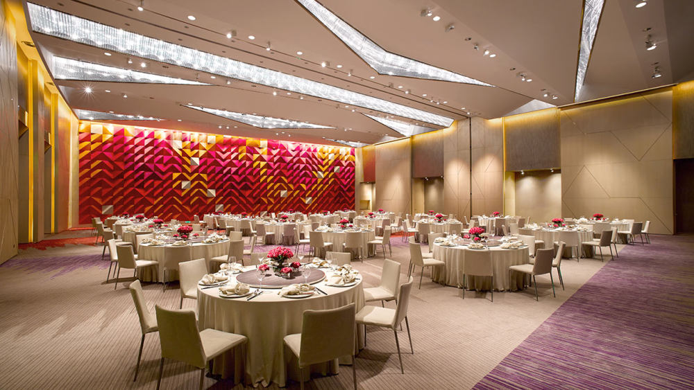 Hyatt-Regency-Suzhou-P068-Ballroom-Wedding.gallery-2-3-item-panel.jpg