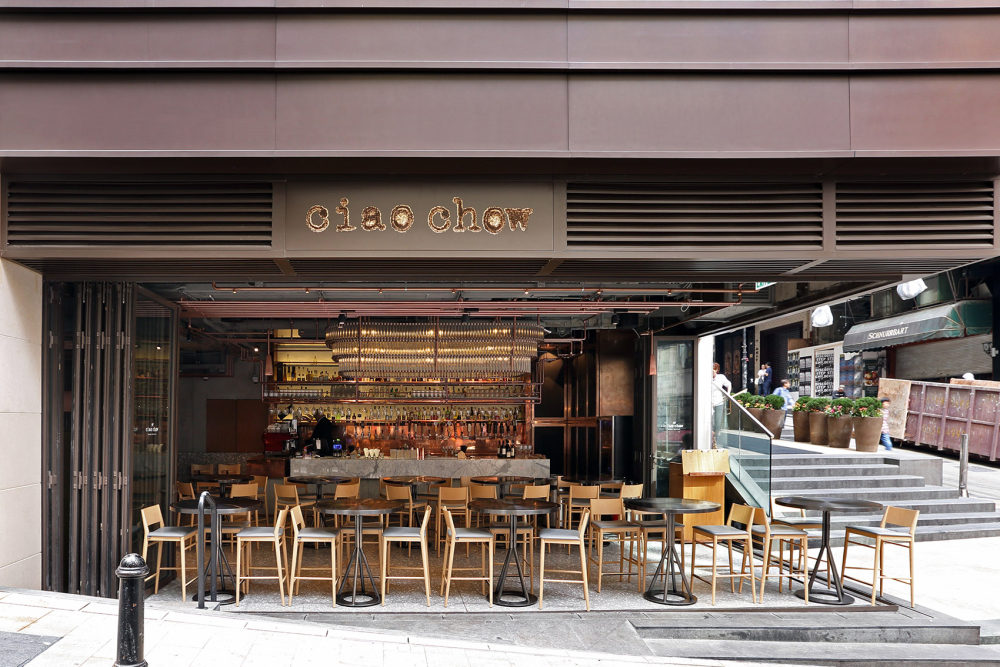 香港兰桂坊加州大厦意大利工业风风格CiaoChow餐厅_003-Ciao-Chow-by-KOKAISTUDIOS.jpg