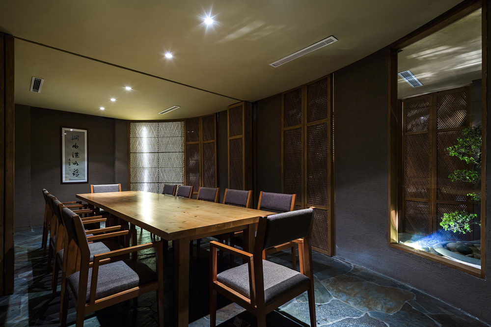 越南河内日式料理店_007-KIMONO-by-NH-VILLAGE-ARCHITECTS-WORKLOUGE-03.jpg