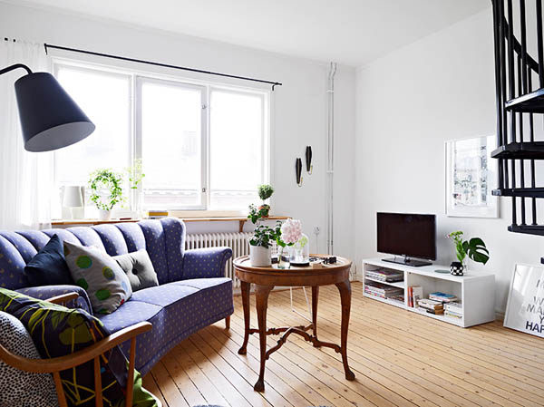 哥德堡51平米复式小公寓设计_20120904093929742.jpg