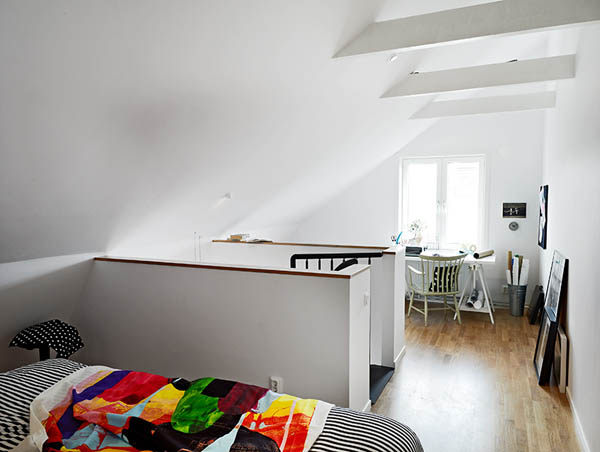 哥德堡51平米复式小公寓设计_20120904093933456.jpg