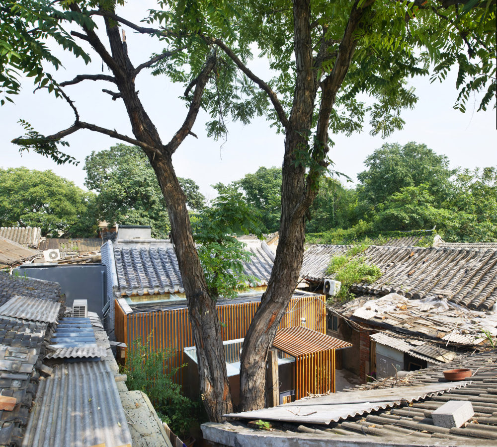 24平米的五口之家，南锣鼓巷大杂院改造_001-Hutong-01-in-Beijing-by-B.L.U.E.-Architecture-Studio.jpg