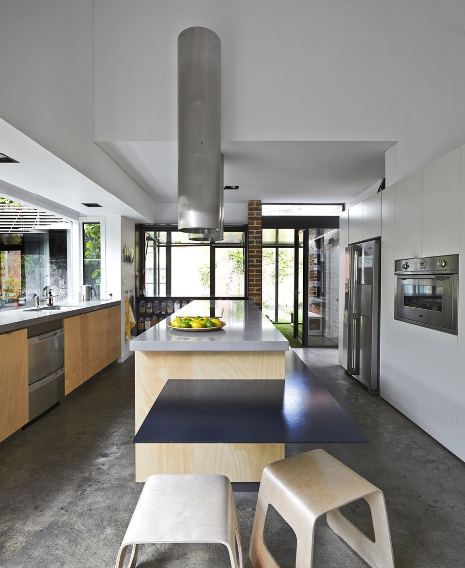 澳大利亚惬意的漫步之家_012-Walker-House-by-Andrew-Maynard-Architects.jpg