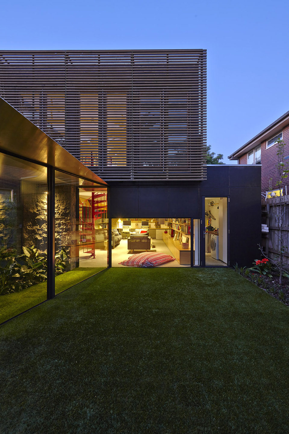 澳大利亚惬意的漫步之家_047-Walker-House-by-Andrew-Maynard-Architects.jpg