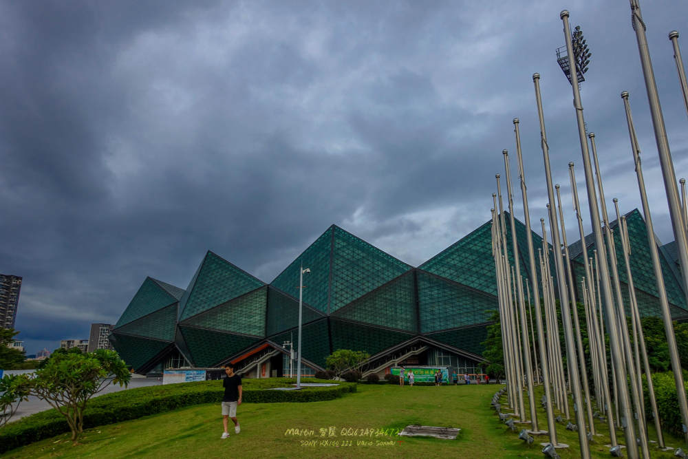 深圳大运体育中心_DSC-RX100M3 F5.6 1_125s ISO12528.jpg