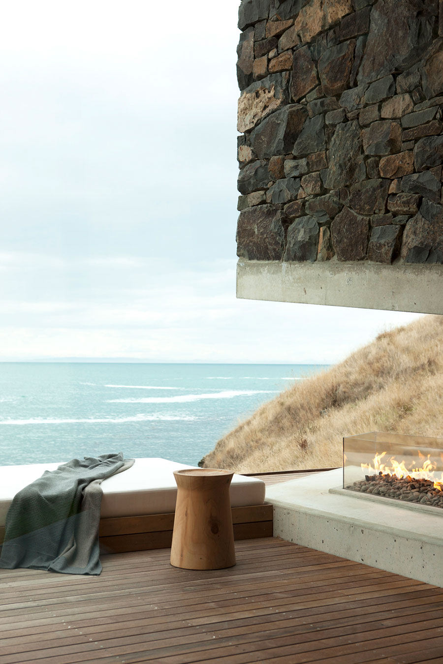 s2_seascape_retreat_banks_peninsula_pattersons_yatzer.jpg