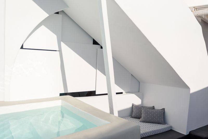 希腊圣托里尼豪华套房酒店 Solstice Luxury Suites, Santorini_tn_SolsticeGrandeSuite_2016_-39_web.jpg