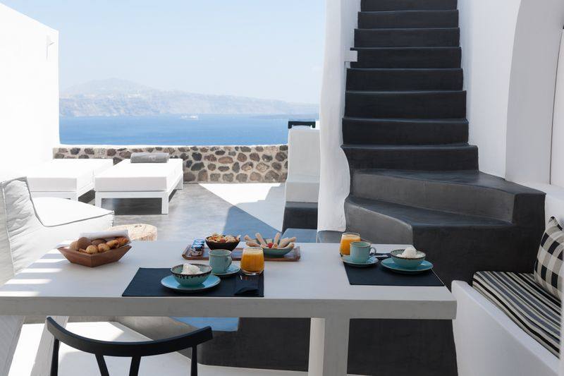 希腊圣托里尼豪华套房酒店 Solstice Luxury Suites, Santorini_tn_SolsticeHoneymoonSuite_2016_-9_web.jpg