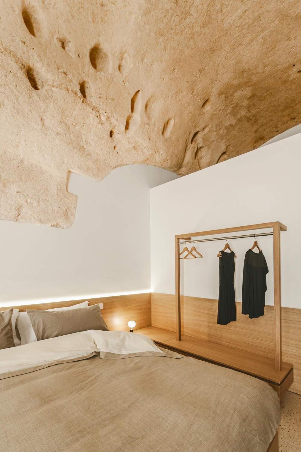 The-Hotel-in-a-Cave_19.jpg