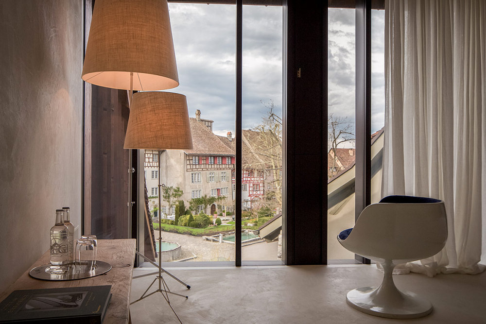 丹麦克朗酒店_hotel_krone_regensberg_en_suiza_523892014_1200x800.jpg