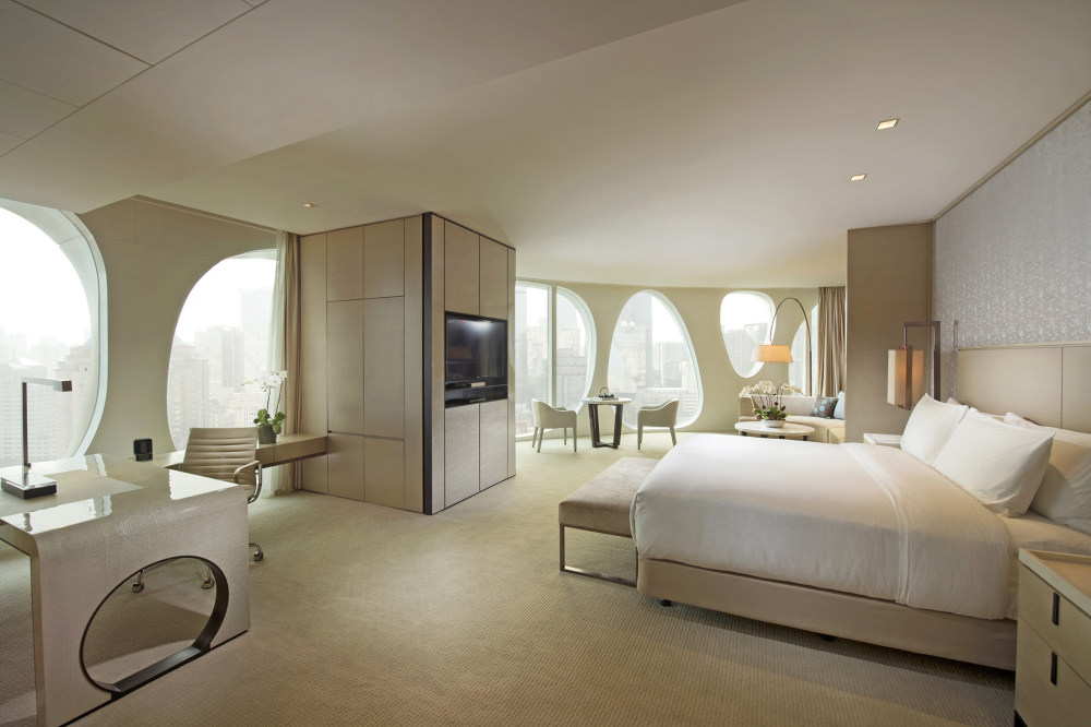 LTW - 北京康莱德酒店 Conrad Beijing_JuniorSuiteBedroom_HR.jpg