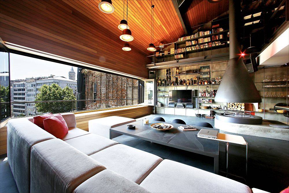 终极单身公寓  工业风_Exquisite-living-room-of-the-penthouse-loft-in-Istanbul.jpg