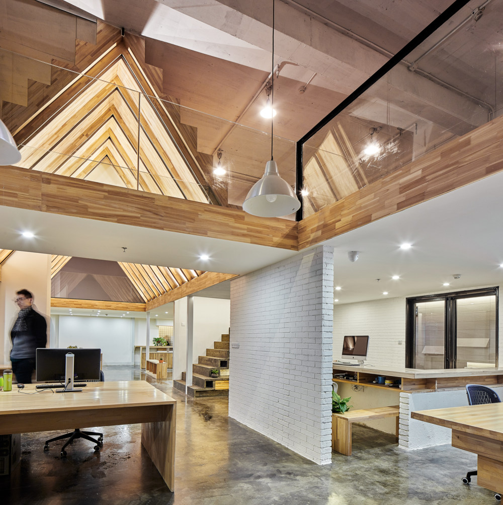 成都金融中心办公室设计_3-The-stepped-roof-by-HAD-Architecture-Design-Studio.jpg