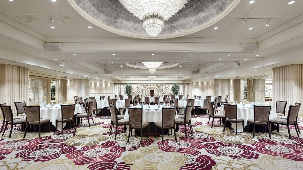 Langham Hotels 朗廷酒店_tlhkg-events-meeting-ballroom-round-table-1680-945-large.jpg