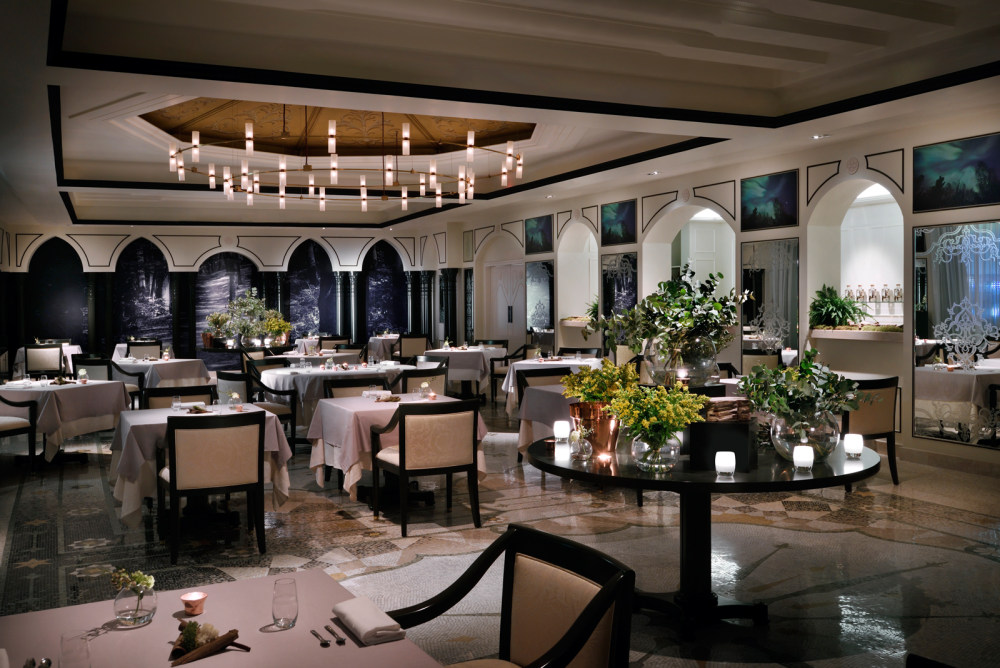 迪拜范思哲宫殿酒店 Palazzo Versace, Dubai, UAE_Restaurants-Enigma.jpg