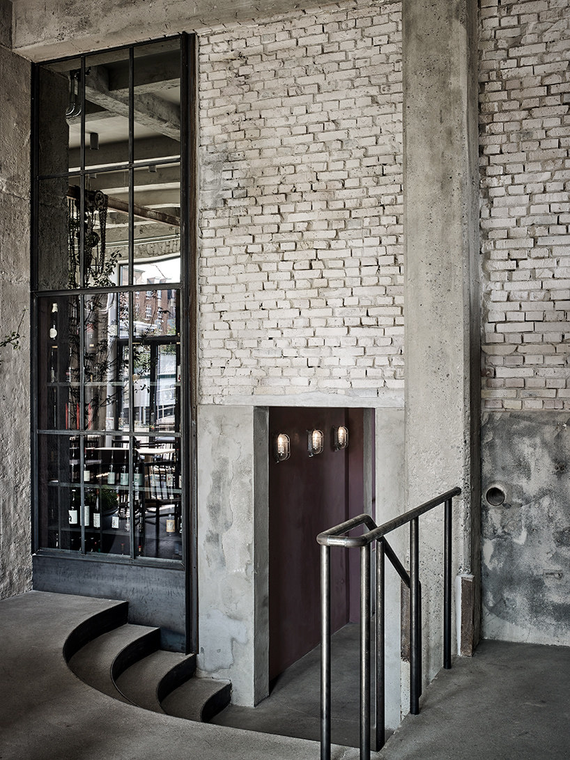 钢筋混凝土陪你吃饭，是不是有点冷？_SPACE-copenhagen-restaurant-108-copenhagen-rene-redzepi-interiors-designboom-07.jpg