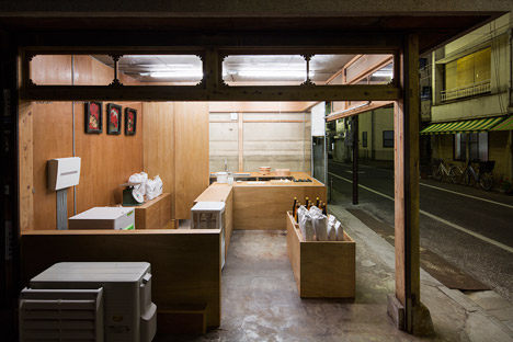 OKOMEYA-rice-shop-by-Schemata-Architects_dezeen_468_21.jpg