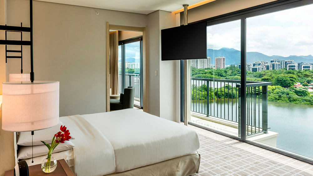 Grand-Hyatt-Rio-de-Janeiro-P182-Grand-Suite-Ocean-Lagoon-Bedroom.gallery-2-3-ite.jpg