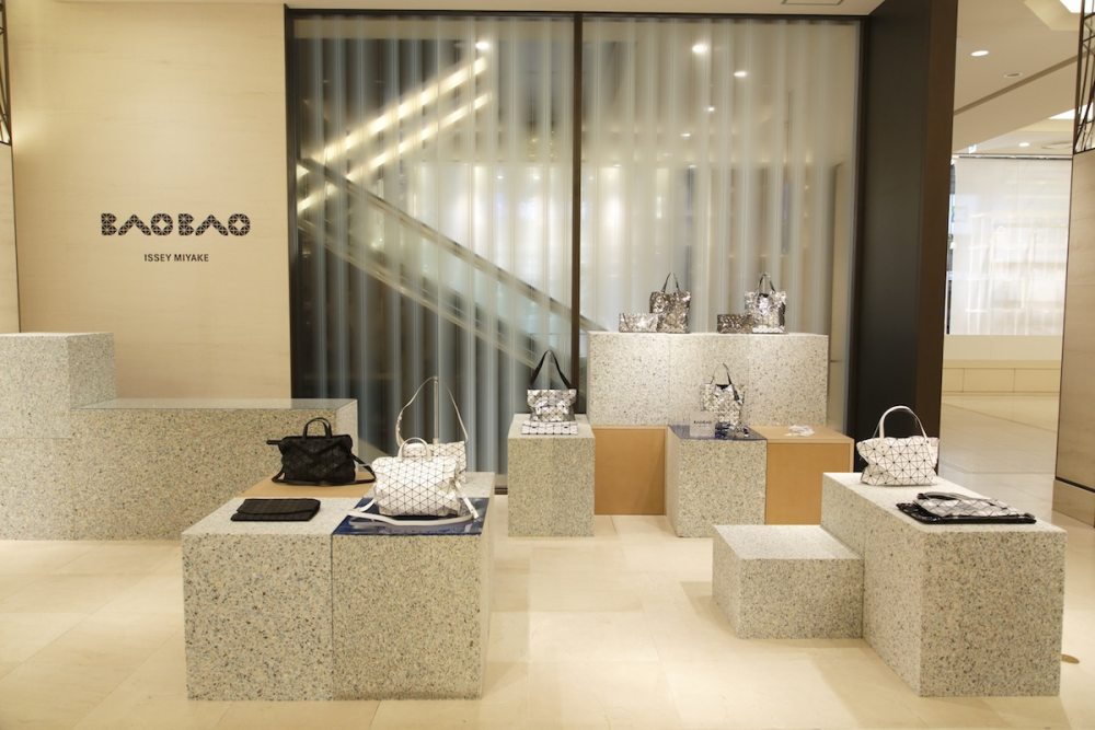 BAOBAO ISSEY MIYAKE_06.jpg