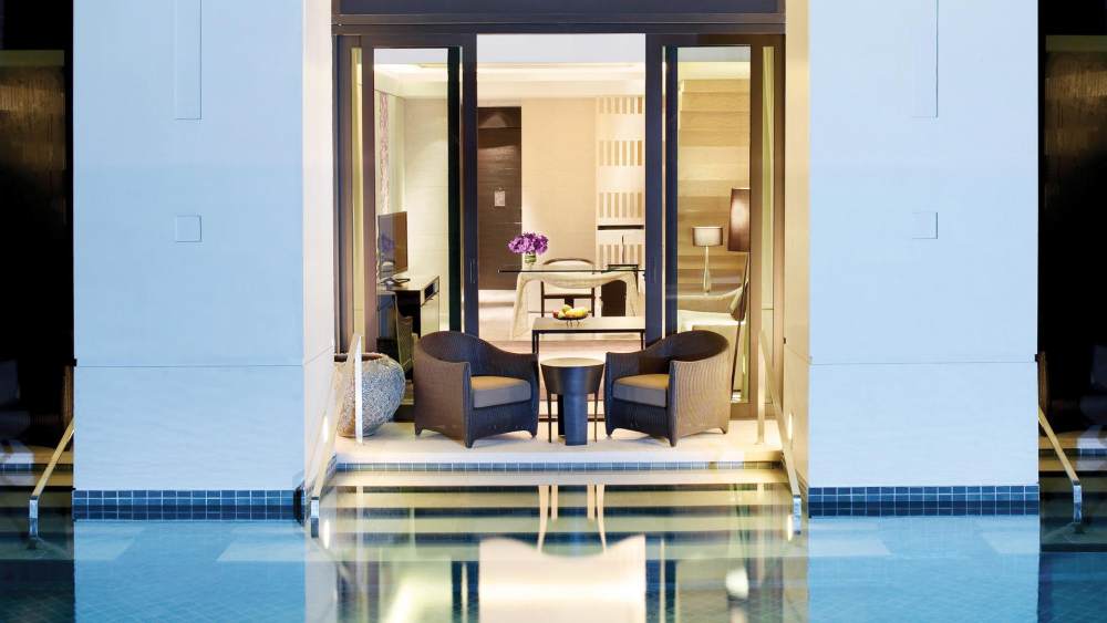 Siam Kempinski Hotel Bangkok(HBA)_kibkk1-10-duplex-cabana-outside.jpg