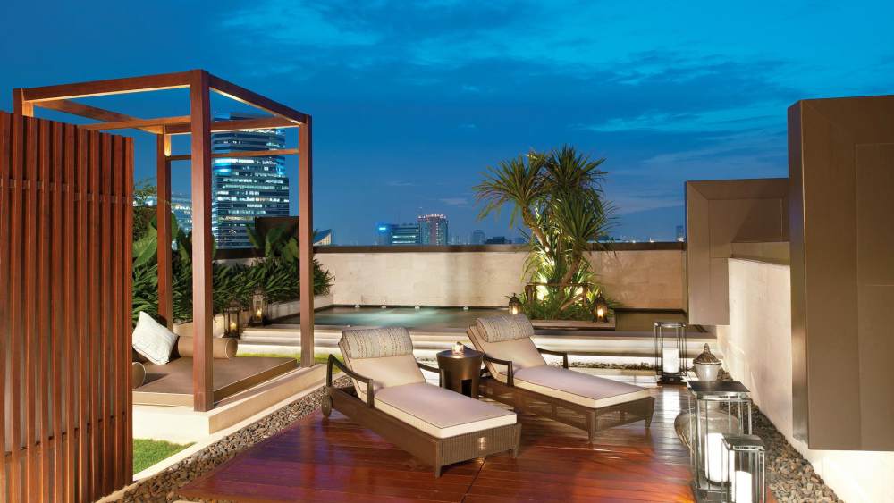 Siam Kempinski Hotel Bangkok(HBA)_kibkk1-15-royal-suite-pool.jpg