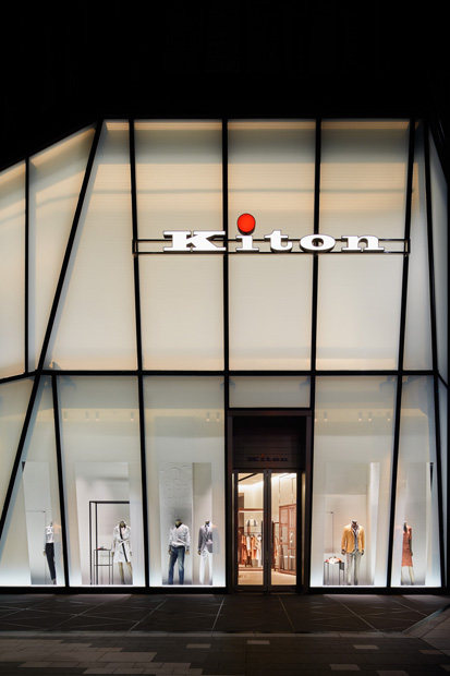 Kiton 東急プラザ銀座店_02.jpg