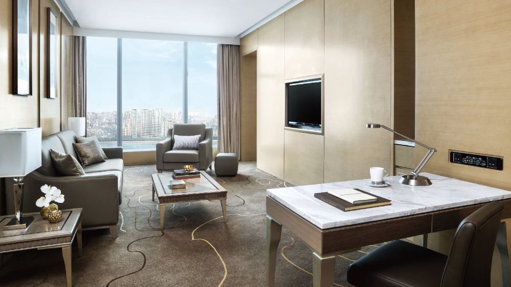 广州朗豪酒店_lpcan-room-clubsuite-livingroom-1680-945.jpg.jpg