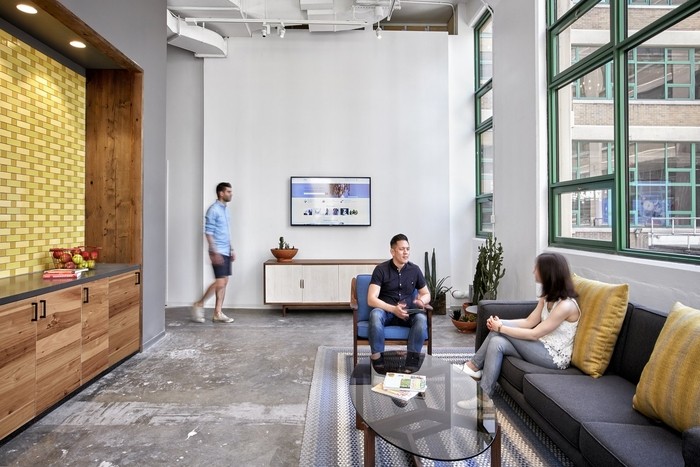 Etsy Offices – New York City_Etsy_c-Garrett-Rowland_Courtesy-of-Gensler_52-700x467.jpg