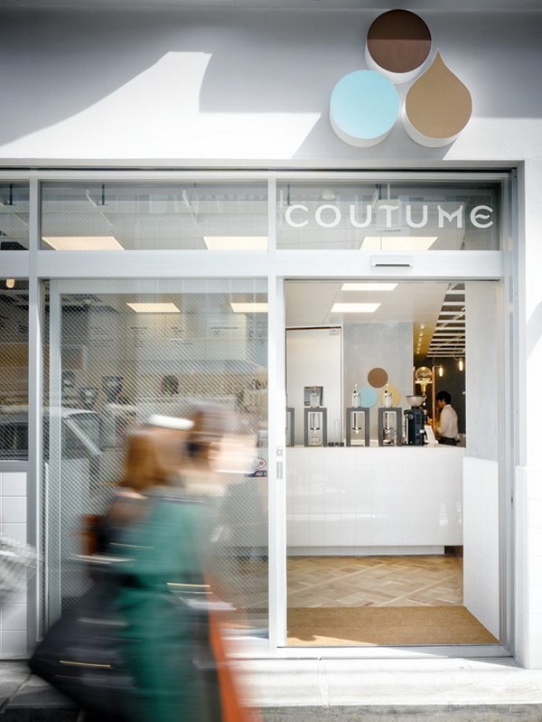国外创意餐厅咖啡甜点店实景照900P_Coutume-Aoyama-CUT-Architectures-05.jpg