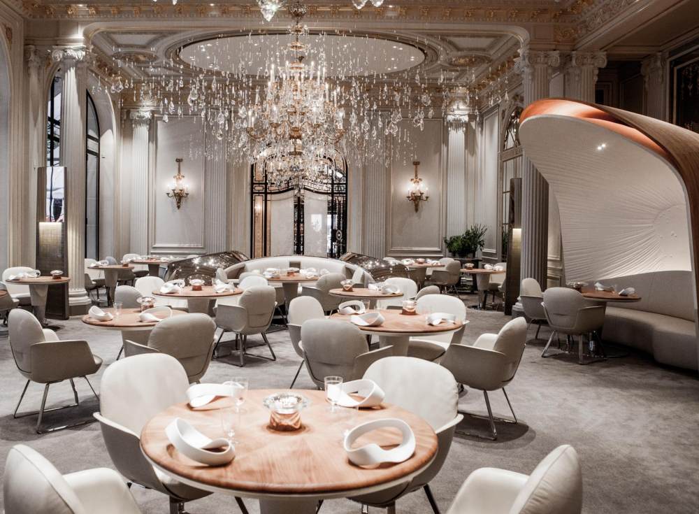 Hotel_Plaza_Athenee__Restaurant_Alain_Ducasse_a_7.jpg