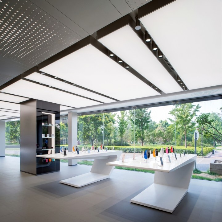 LeEco-Experience-Showroom-by-CallisonRTKL-Beijing-China-09.jpg